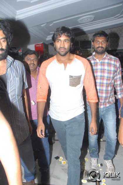 Pandavulu-Pandavulu-Tummeda-Team-Visits-Theatres-in-Hyderabad